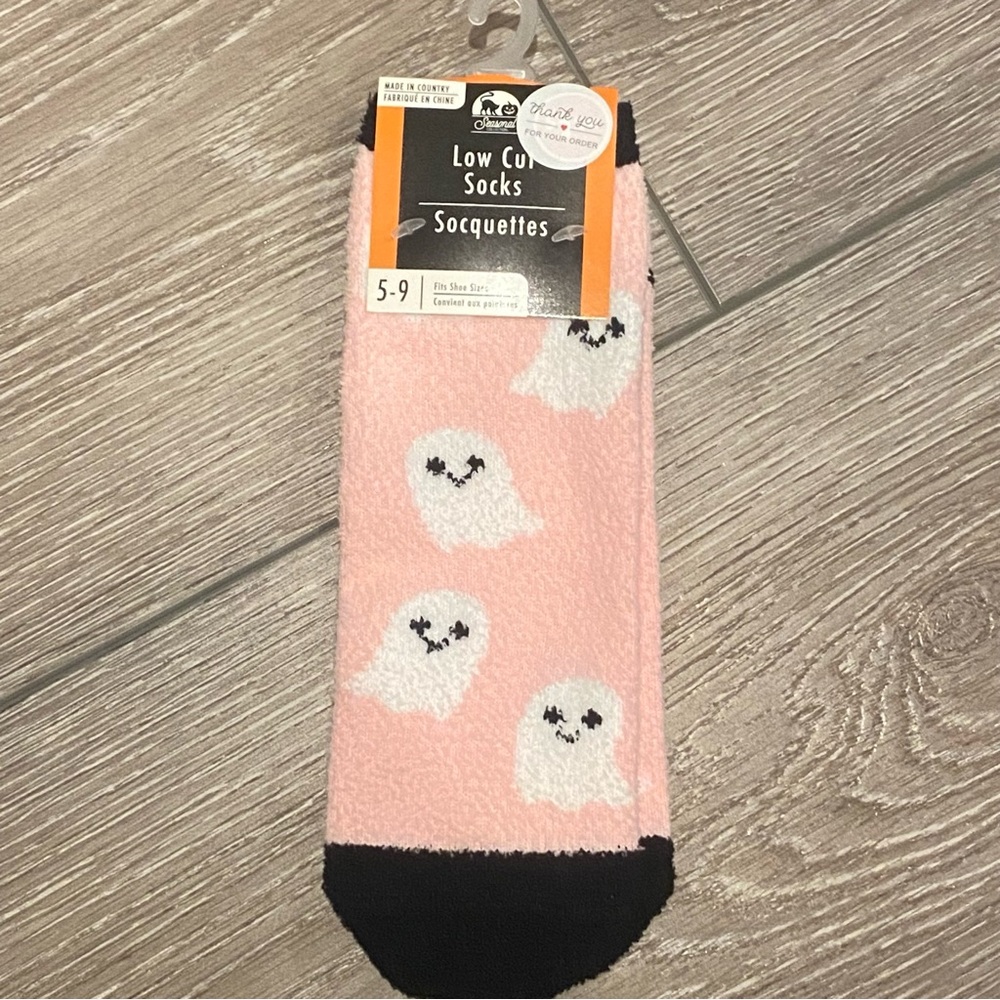 NEW! Women Halloween Novelty Socks Low Cut Fluffy Cozy Winter Pink Shoe Size 5-9